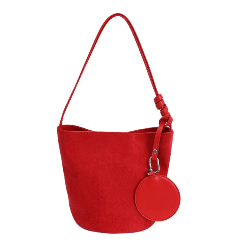 

with Round Pendant Faux Suede Bucket Bag Shoulder Bag Large Capacity Slouchy Hobo Bags Handbag Bucket Bag Solid Color Tote Bag