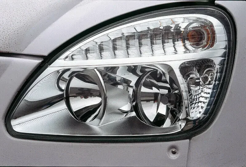 For GAZ GAZelle 2003 2004 2005 2006 2007 2008 2009 Bluetooth APP Multi Color Ultra Bright RGB LED Angel Eyes Kit Halo Rings
