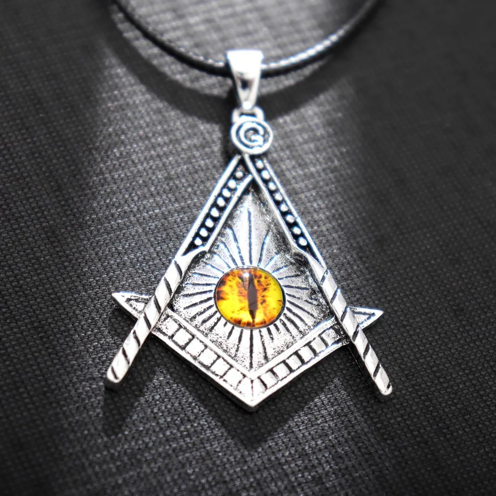Cat's Eye Stone Inlaid Triangle Pendant Necklace Punk Exaggerated Eyeball Freemason Pendant Necklace Men's Alloy Pendant Chain
