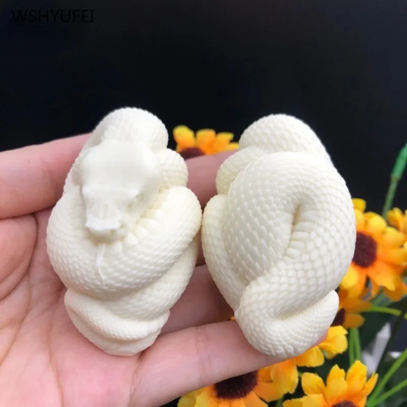 Ivory Fruit Carving Snake King Zodiac Little White Snake Handle Snake pendant pendant pendant Craft decorations 1pcs