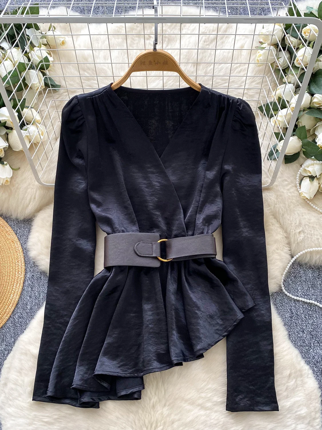 Ele Long Sve Silk Feel irt المرأة Faion الخريف غير النظامية حزام تصميم الراقية Sle النسخة الكورية العصرية