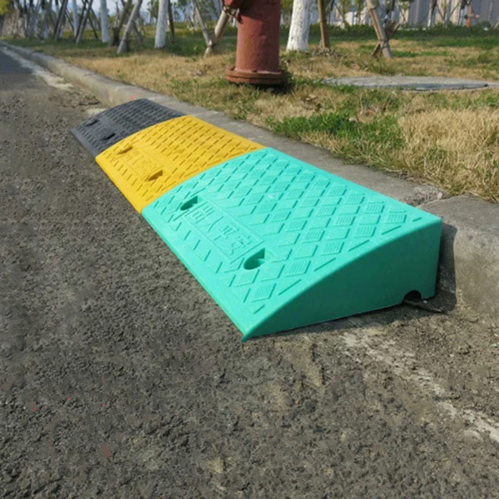 Hard Plastic Curb Ramps Portable Heavy Duty Threshold Ramp for Car Truck Scooter Bike Motorcycle 4950X2400X670cm(Yellow)