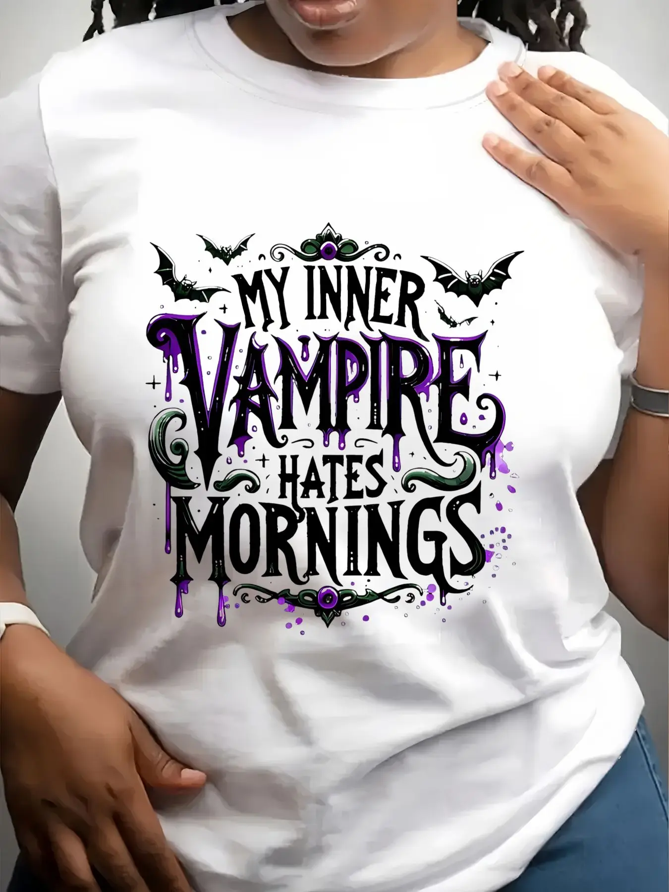 Women's Trendy Crew Neck T-Shirt My Inner Vampire Hates Mornings Suitable for Casual Sportswear