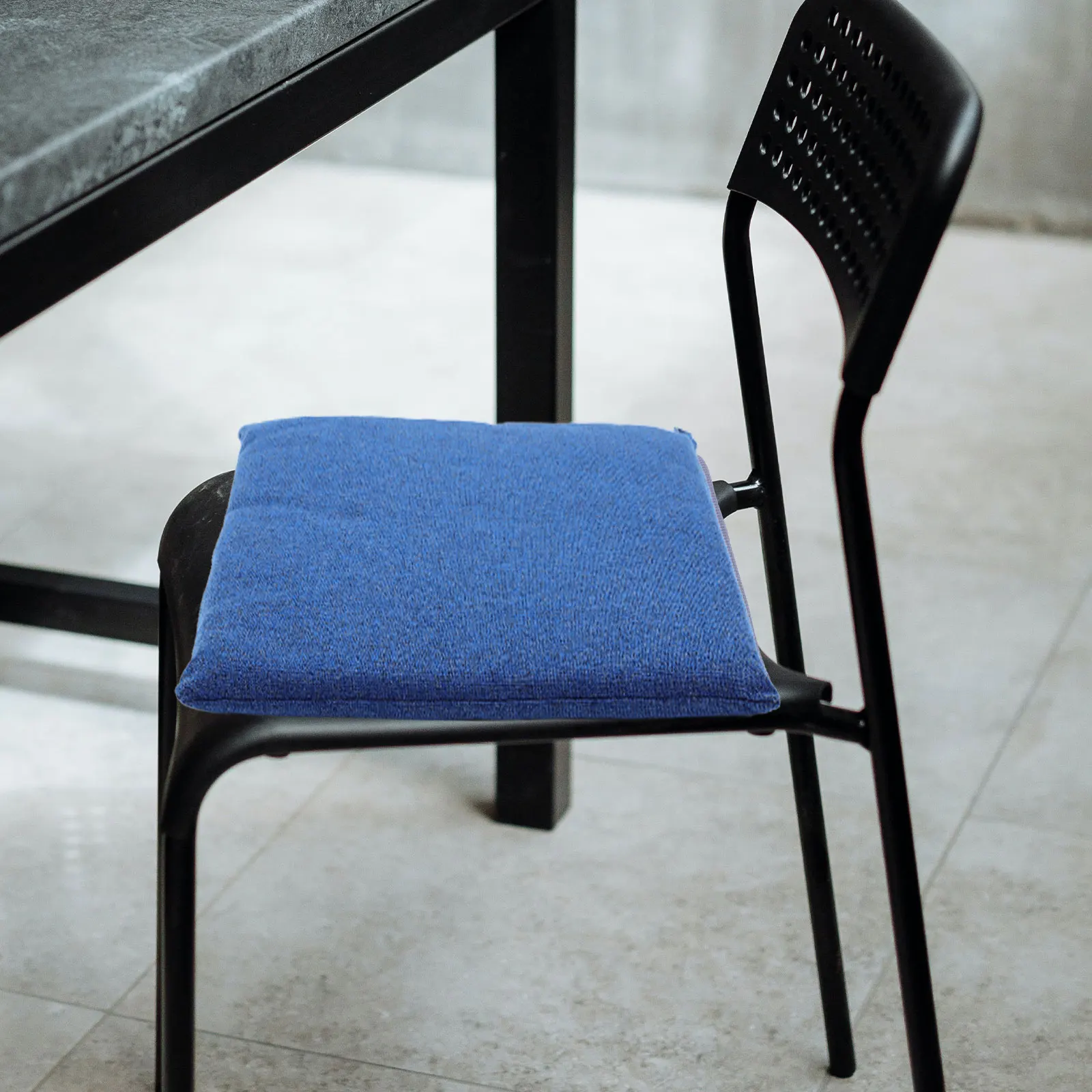 

Seat Cushion Portable Lightweight Padded Comfortable Stadium Cushions Bleachers