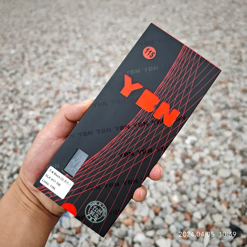 YBN Mountain Road Bicycle Ultra Light Hollow Black Chain 116/126L, Suitable for SHIMANO and SRAM Transmission Systems