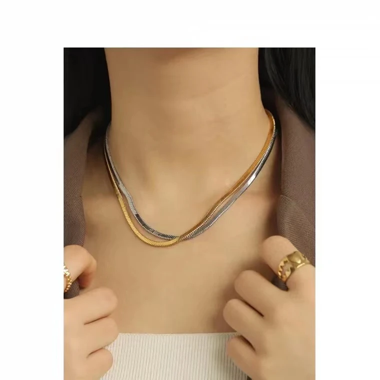 Brass With 18K Snake Chain Knot Necklaces Women Jewelry Punk Hiphop Designer Runway Rare Simply Gown Sweet Boho Top Japan Korean