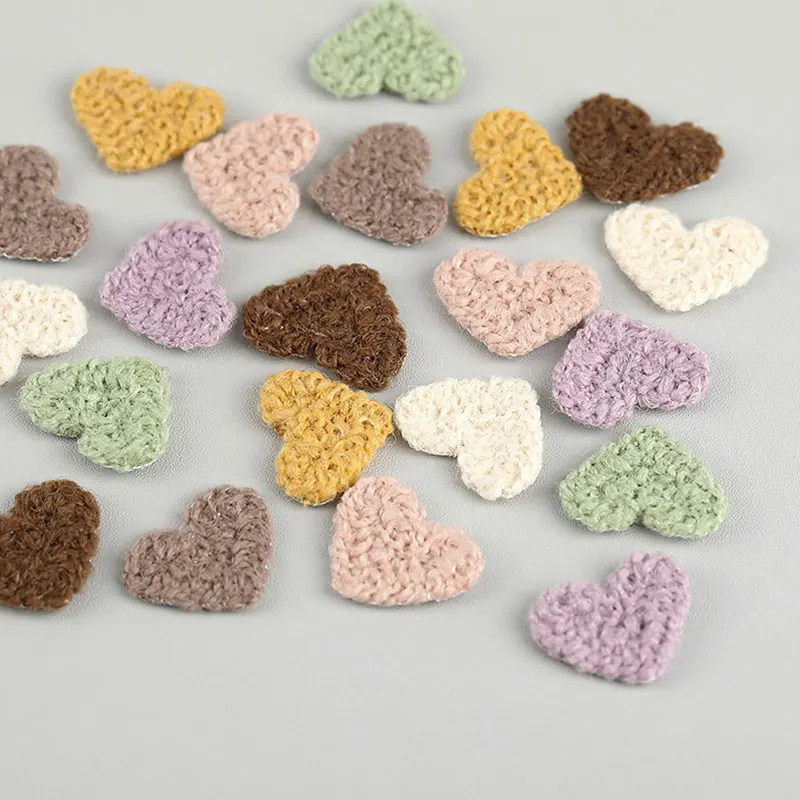 30 Stück bestickte Herz-Aufnäher für DIY-Kleidung, Haarspangen, Taschen und Schuhaccessoires – Detail 1