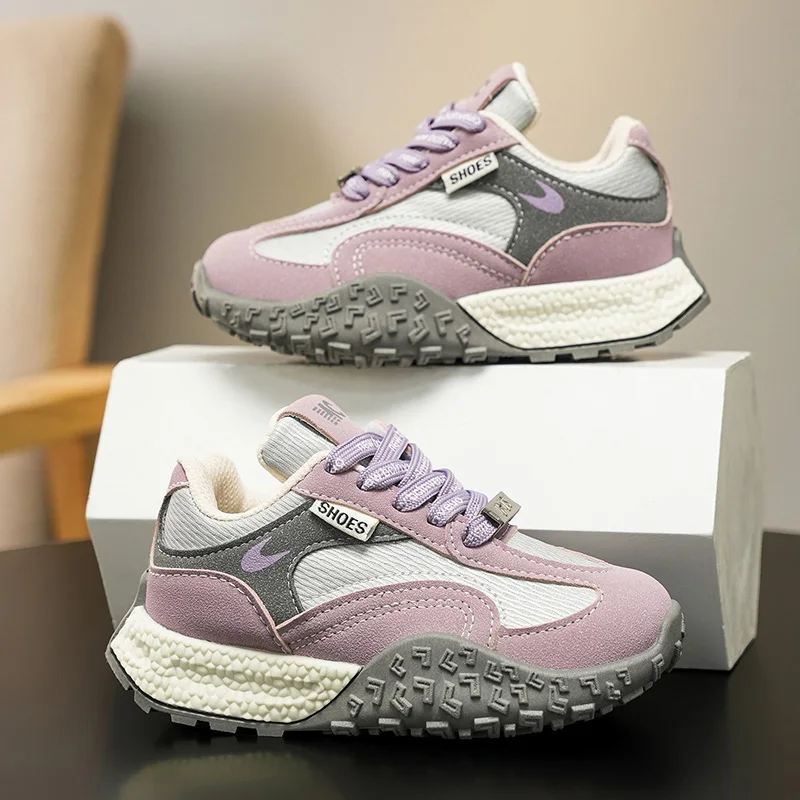 

Fashionable children's sports shoes for autumn 2025 new soft-soled anti-slip and wear-resistant outdoor casual shoes for boys