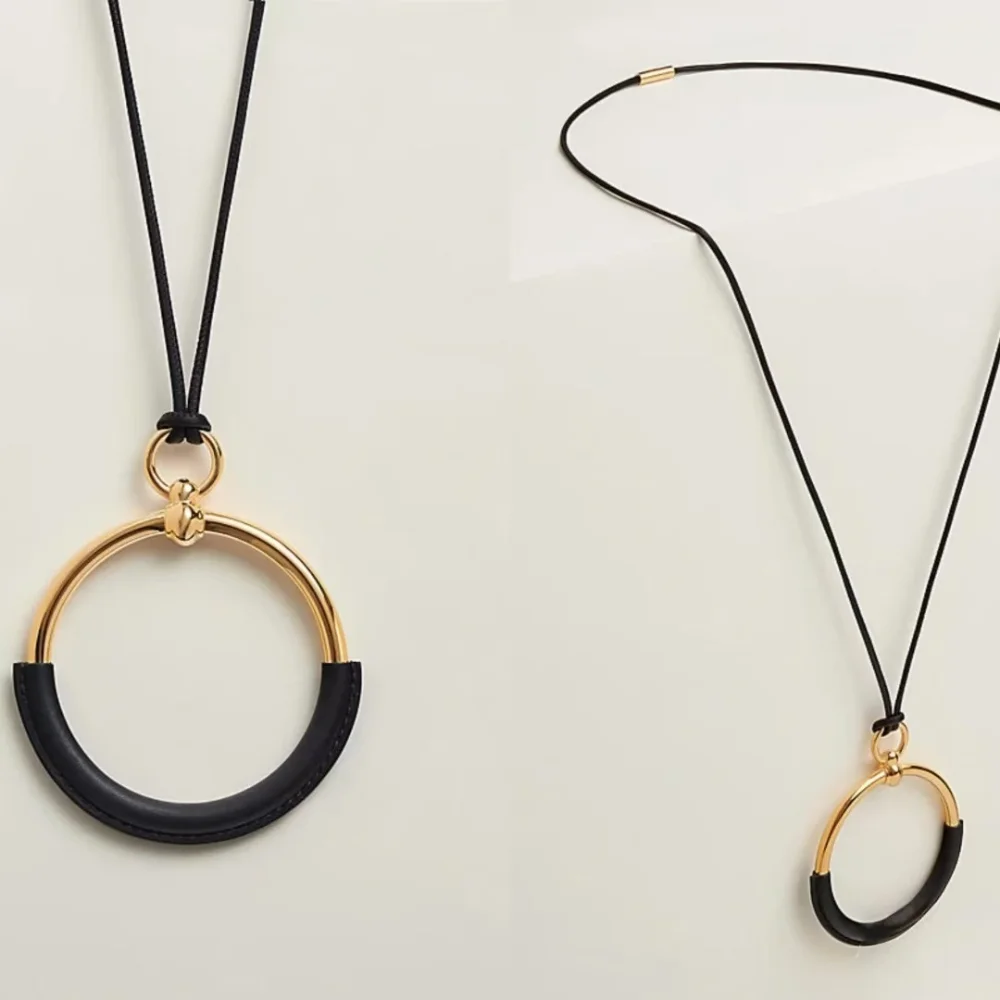 Europe Retro Circle Black Rope Pendant Sweater Chain Long Necklace Women Classic Minimalist Jewelry Trend 2025