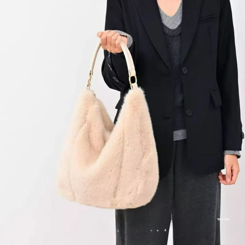 

Women Faux Mink Crossbody Bags Large Capacity Fluffy Shoulder Bags for Autumn Winter Commuting Simple Versatile Bags for Travel