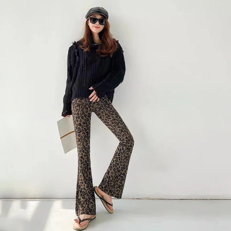 Pantaloni svasati con stampa leopardata attillati elastici casual a vita alta alla moda da donna