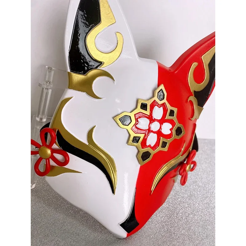 تفكك مكثف: قناع ثعلب لامع من صفائح معدنية على شكل نجمة، مناسب لحفلات الهالوين وعيد الميلاد