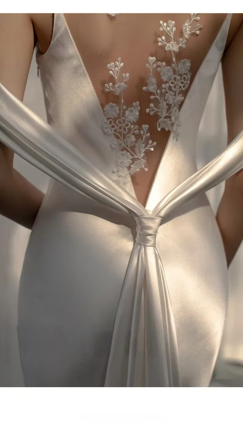 AdoreCustomized التصميم لشريط الخصر الساتان مخيط مثير وساحر، ومناسب لفستان الزفاف والمناسبات الخاصة