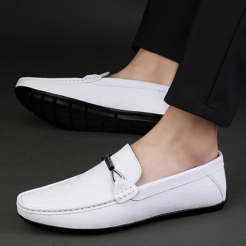 

Luxury Brand Loafers Men Slip-on Fashion Leather Metal Buckle Comfortable Soft Bottom Moccasin Handmade Shoes