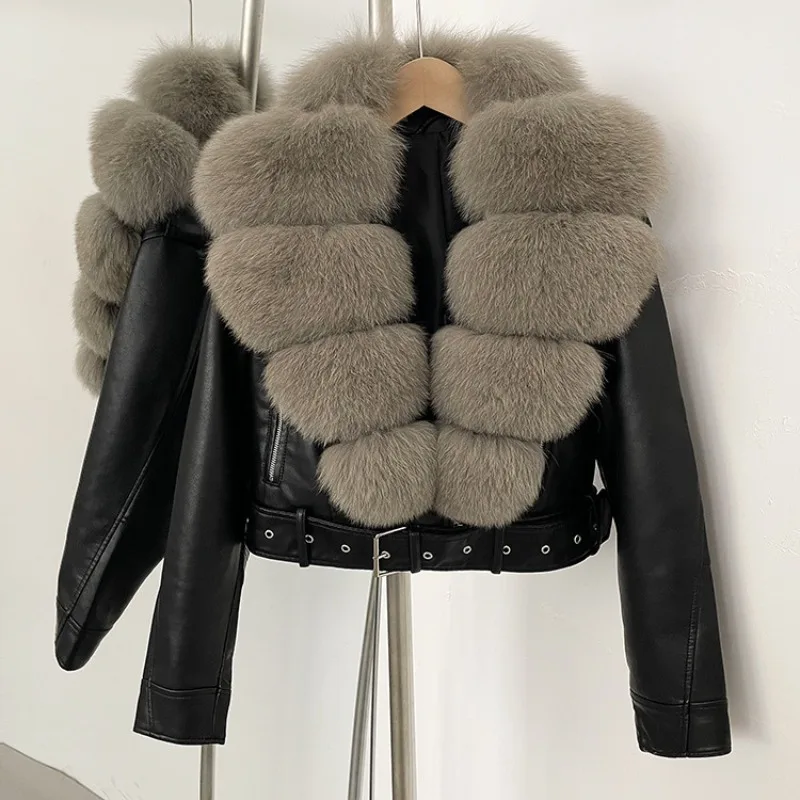 2026 الخريف الشتاء كبير الثعلب الفراء طوق سترة جلدية المرأة معطف قصير وشاحات ضئيلة عالية الخصر فو الجلود ملابس خارجية الشارع الشهير