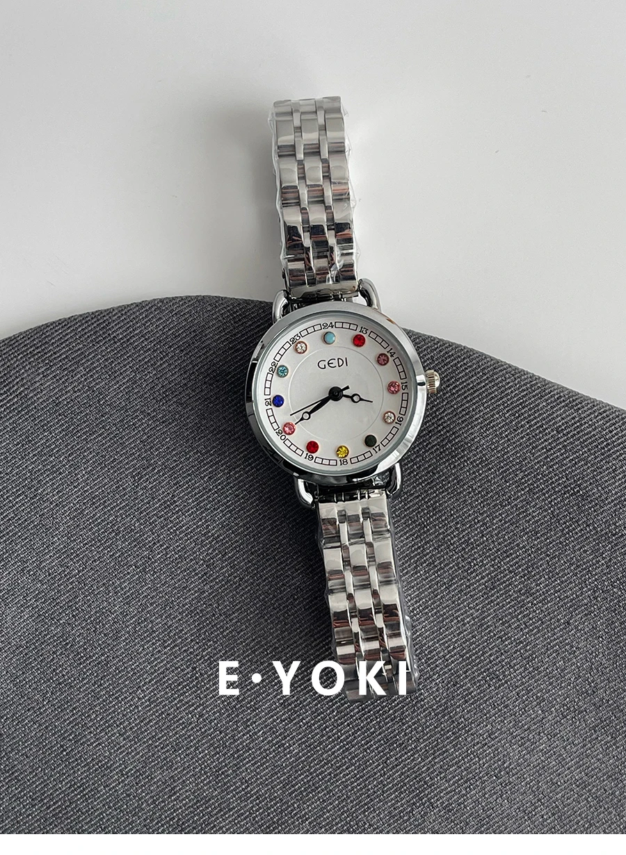 ساعة كوارتز نسائية كاجوال فاخرة وخفيفة الوزن بسوار فولاذي ساعة نسائية فاخرة وإكسسوارات للسيدات عالية الجودة