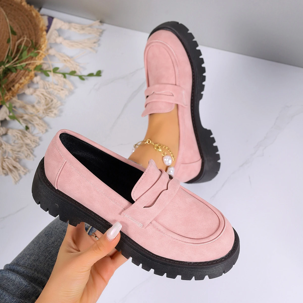 

2024 Women's Autumn Simple Solid Color Comfortable Non-slip Loafers Outdoor Shallow One-leg Mesh Breathable Vulcanized 36-43