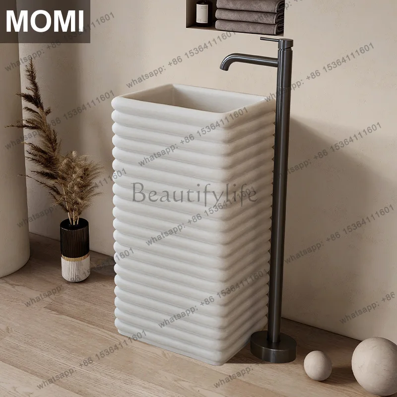 Surprised by the creative pillar basin integrated floor-to-ceiling homestay sink