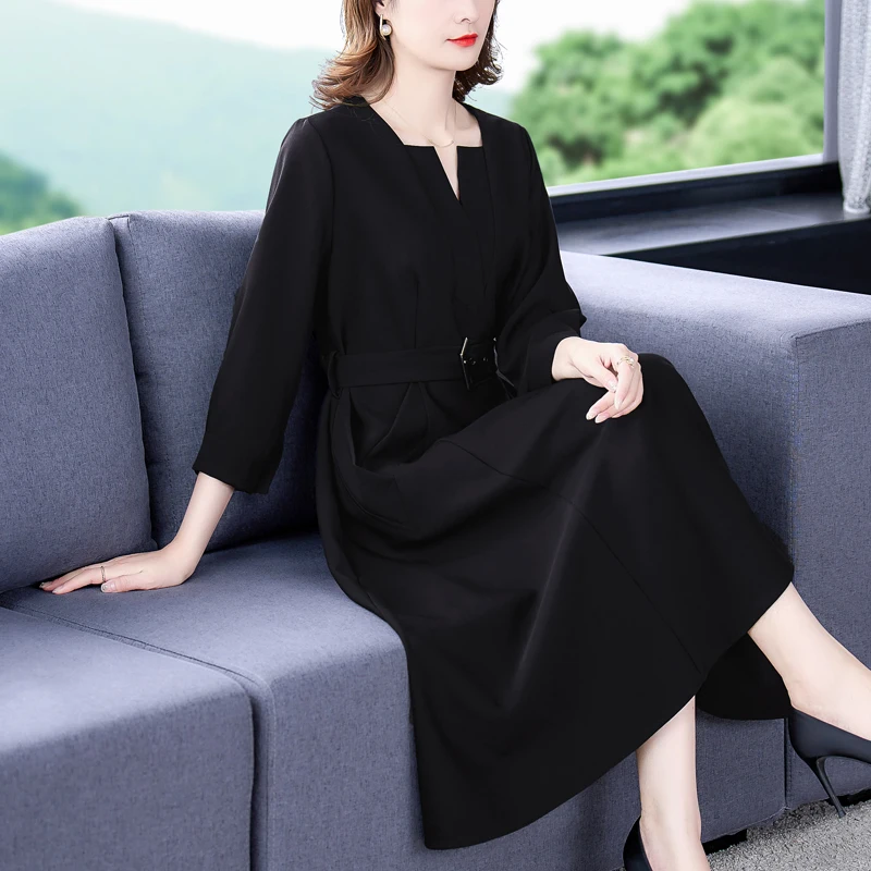 Robe mi-longue Hepburn noire pour femme, robe de bureau vintage, batterie élégante, monochromatique, décontracté, fête, éducatif, coréen, dame, printemps, automne, 2024