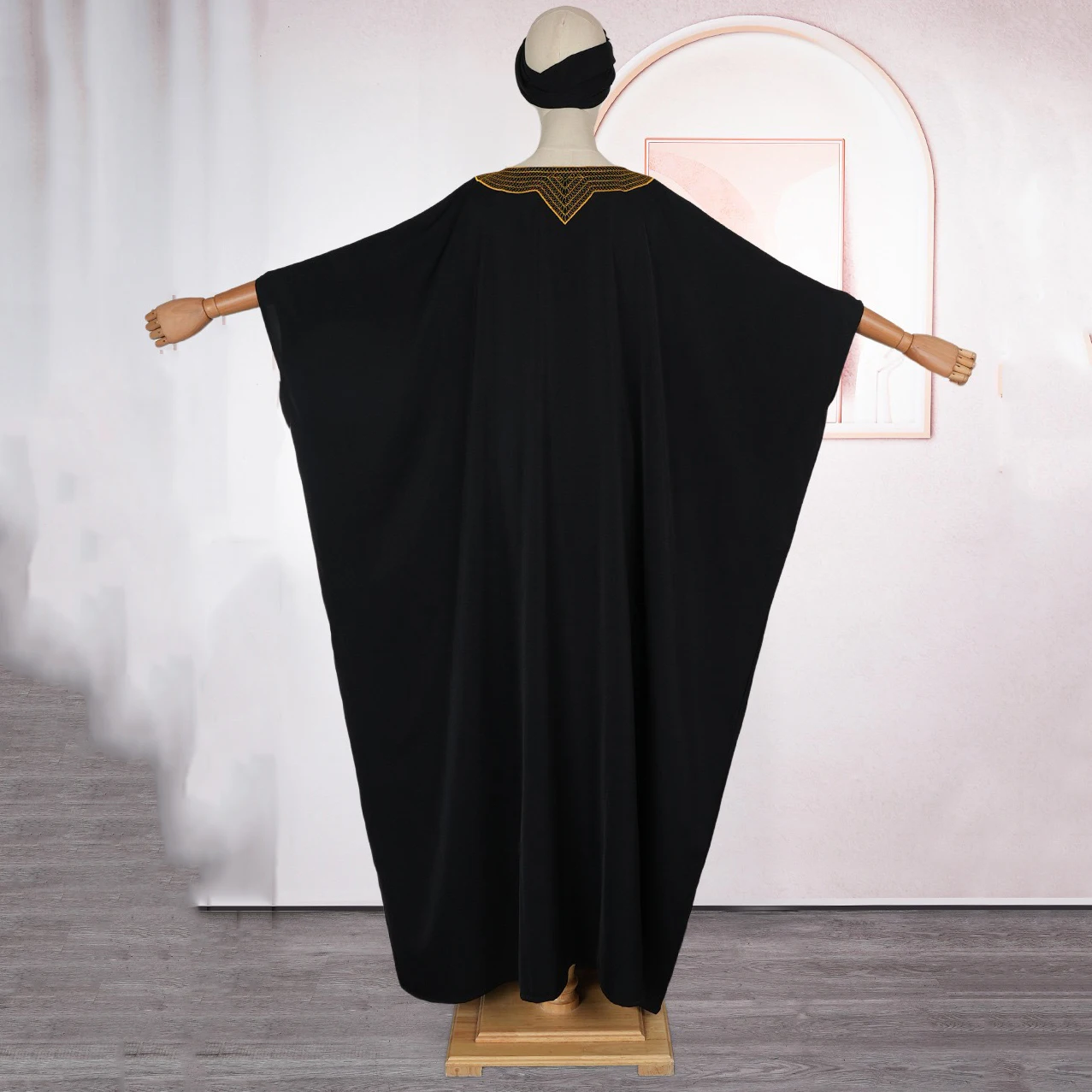 Elegant African Dresses for Women 2025 New V Neck Batwing Sleeve Embroidery Loose Ankle Length Femme Dashiki Abayas Ankara Cloth