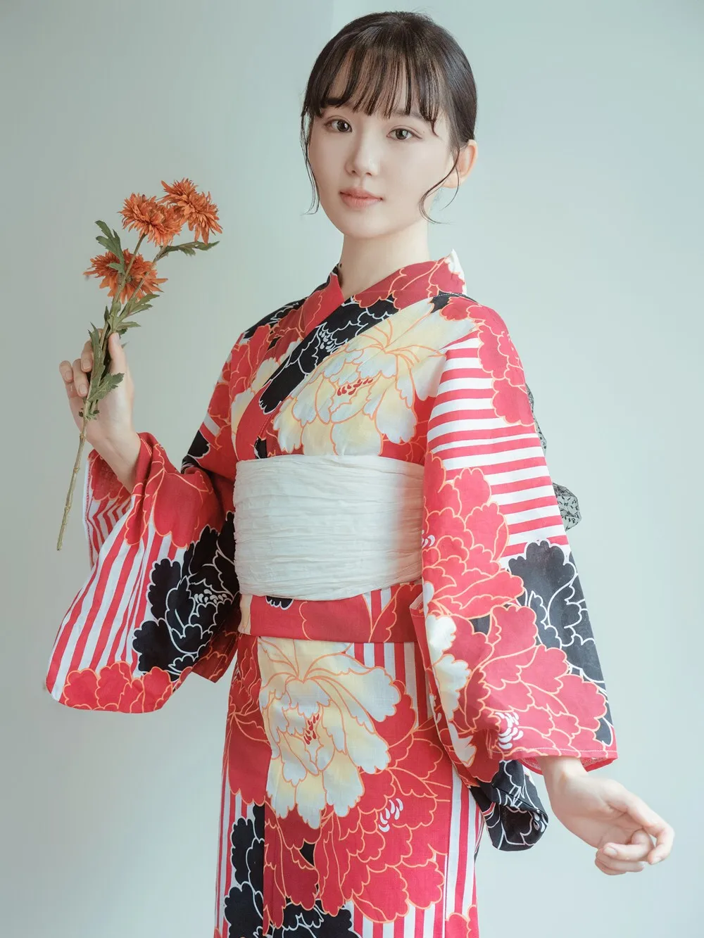 ชุดกิโมโนผ้าฝ้ายแท้แบบดั้งเดิมสำหรับผู้หญิง ชุดเดินทางถ่ายภาพ ชุดญี่ปุ่น ชุดชาติพันธุ์ ชุดแสดงบนเวที