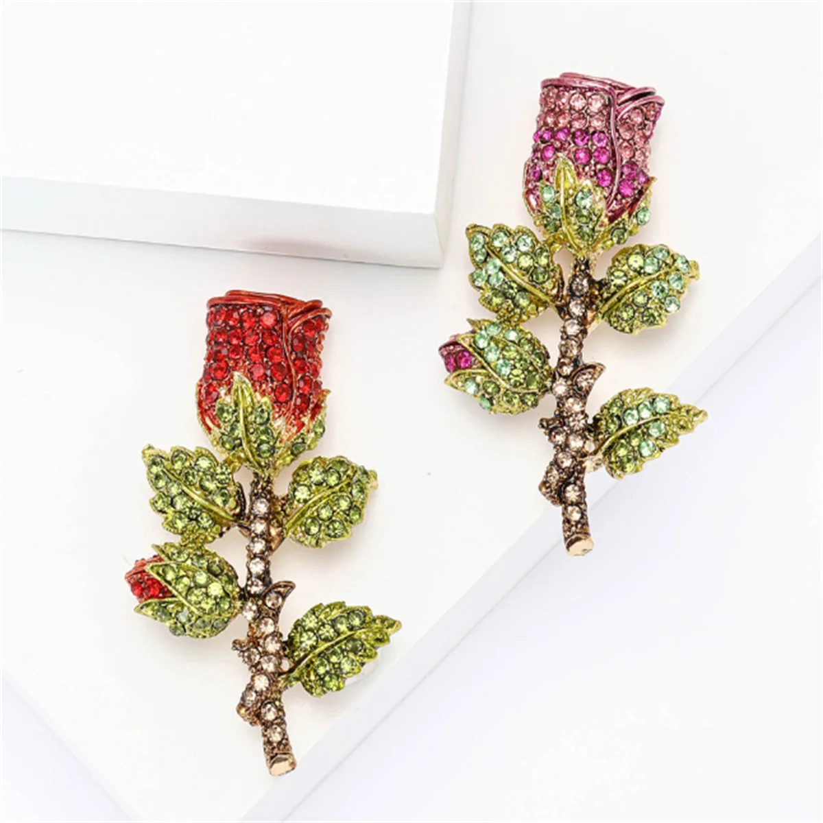 1Pc Exquisite Retro Rose Brooch Y2K Creative Personality Pin Magnificent Luxury Jewelry Accessories Party Trendy Gifts Souvenirs