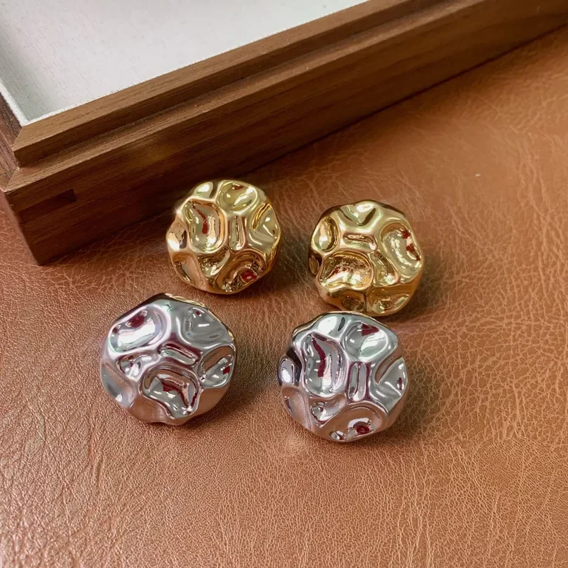 European and American style concave and convex hammer pattern metal round stud earrings gold and silver irregular pleated