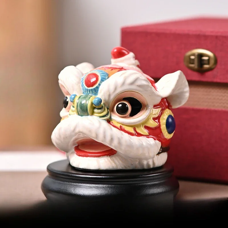 

Small Awakening Lion Ornament Dance Lion Head Ceramic Craft New Chinese Living Room Desktop Creative Decoration Home Furnishings