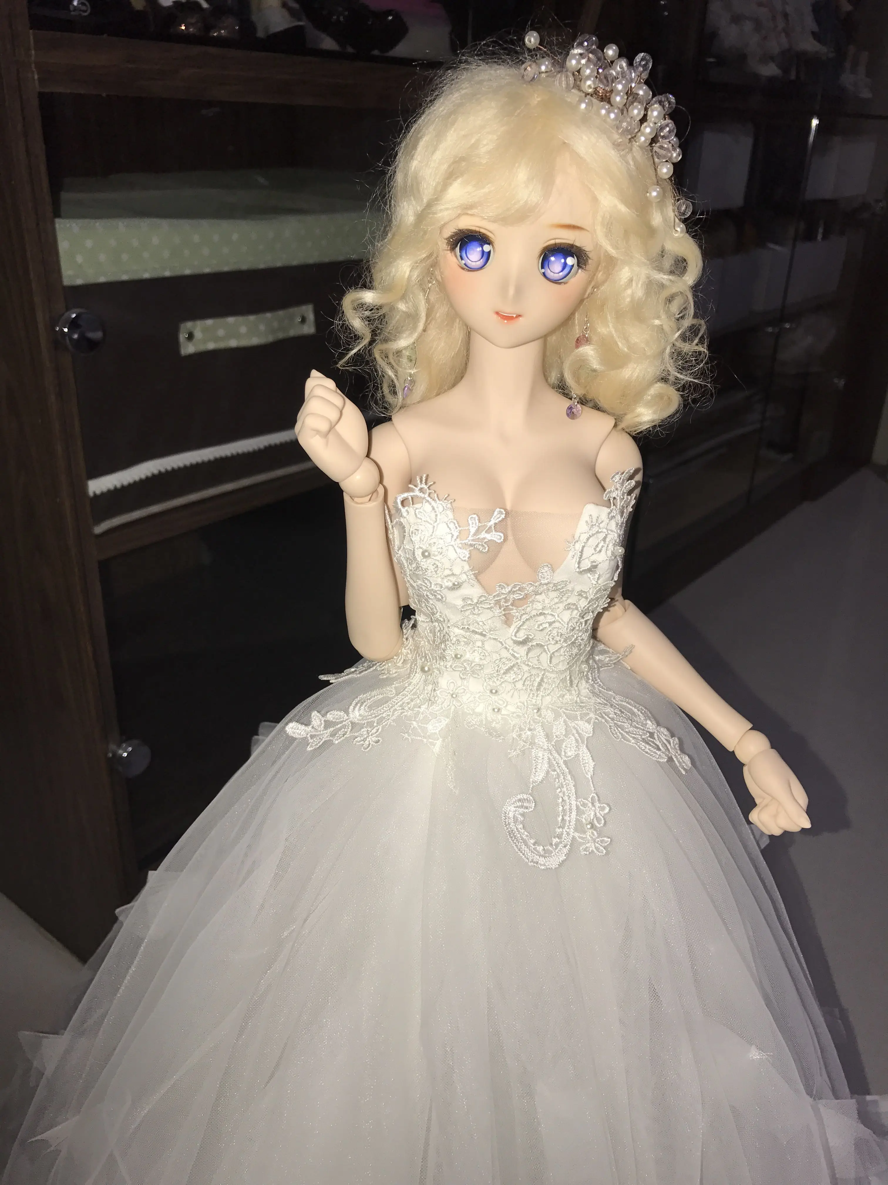 D04-B083 children handmade toy 1/3 1/4 Biggirl Doll BJD/SD doll New wedding dress one-line shoulder collar wedding dress 1pcs