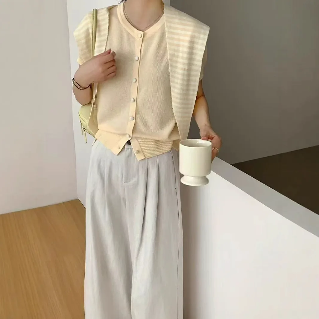 

Korean Version 2025 Spring New Versatile Striped Design Sense Single Breasted Short Sleeved Knitted Cardigan With Shawl