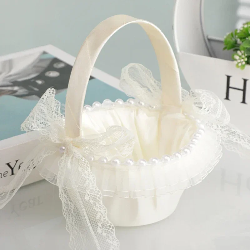 1pc Champagne Lace Bow Wedding Basket Teen Girl Basket for Wedding Baskets Small Candy Basket-Diameter 4.33 "(11cm)