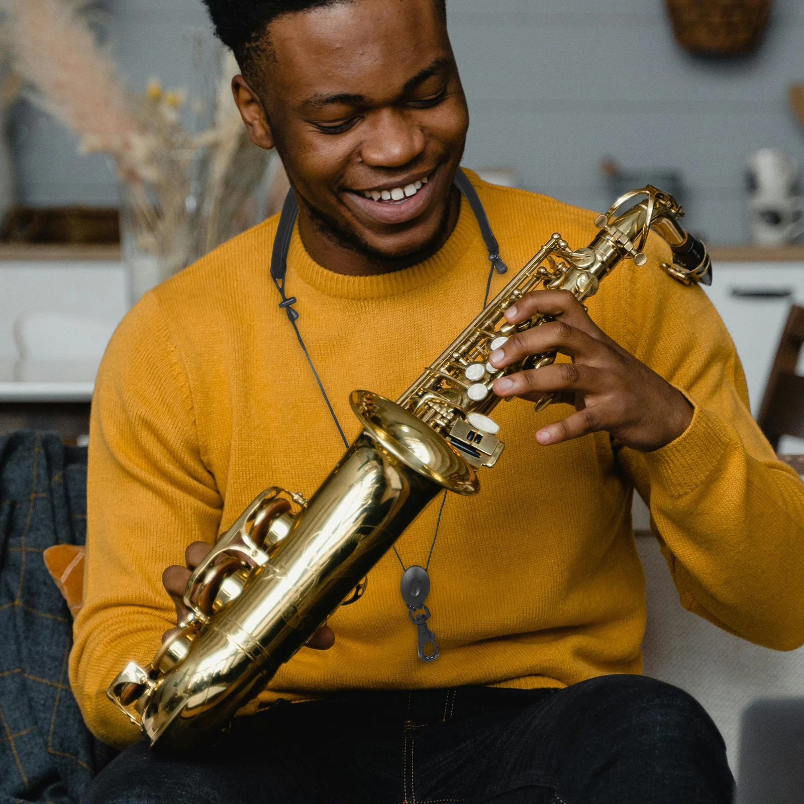 

Alto Sax Neck Strap Adjustable Soft Padded Saxophone Carrying Harness Suitable for Alto Tenor Saxophones Lightweight Comfortable