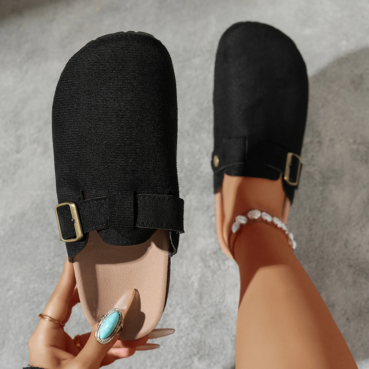 

2025 New Women Slippers Soft Toe Flat Bottom Slip-On Slippers Fashion Rubber Shoes Outdoor Spring Autumn Sandals Slides Women