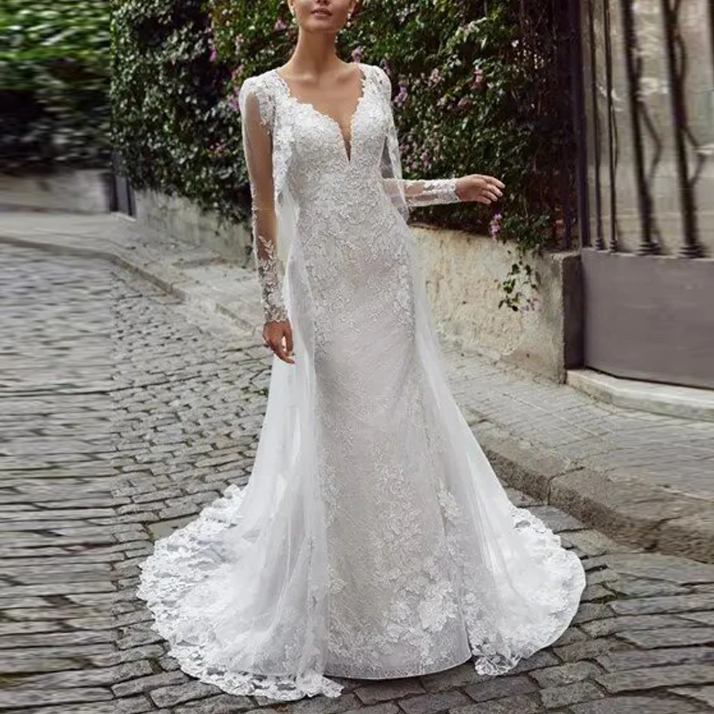 Customized Elegant Spaghetti Strap Wedding Dress with Coat Lace Appliques Mermaid vestido de noiva Sweetheart Garden Bride Gown
