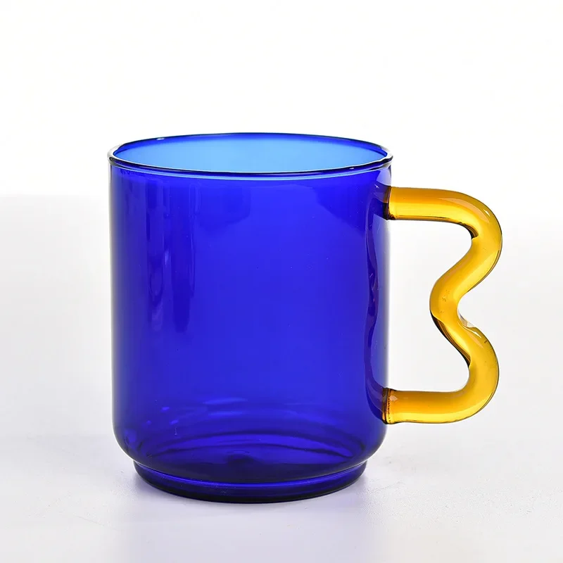 1 Piece 450ml 15oz Creative Solid Color Glass Cup Heat Resistant Coffee Mug Cup with Cute Wave Handle Lovely Two Tone Glass Mug