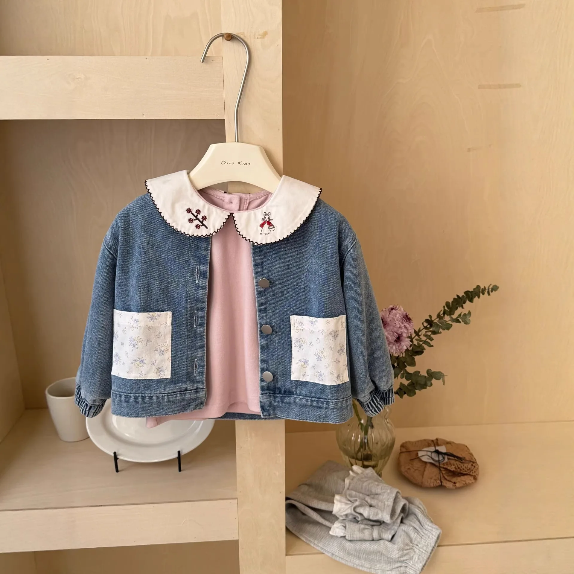 Girls Casual Denim Jacket 2026 Spring and Autumn New Style Childrens Trendy Versatile Round Neck Top with Large Pockets