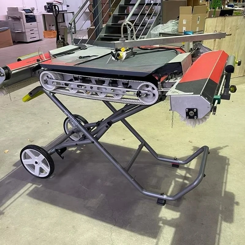Solar Panel Cleaning Robot Crawler-type Remotely Controlled Photovoltaic Panel Cleaning Robot