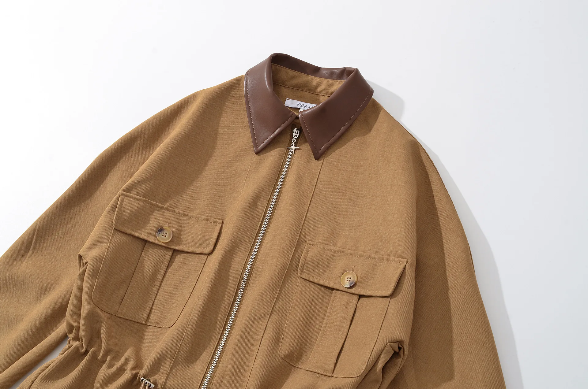 Set corto autunnale in due pezzi Colletto con risvolto Giacca da safari in vita con coulisse + Mini pantaloncini a gamba larga in vita elastica Cappotto ampio streetwear