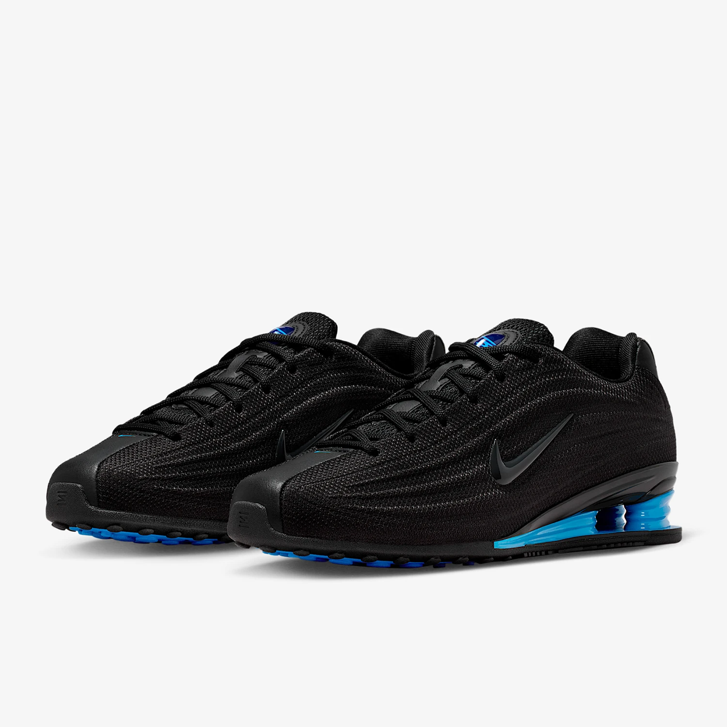 Tênis esportivo feminino Nike Authentic Shox Z de cano baixo com absorção de choque e resistente ao desgaste com cadarço HQ7540-005