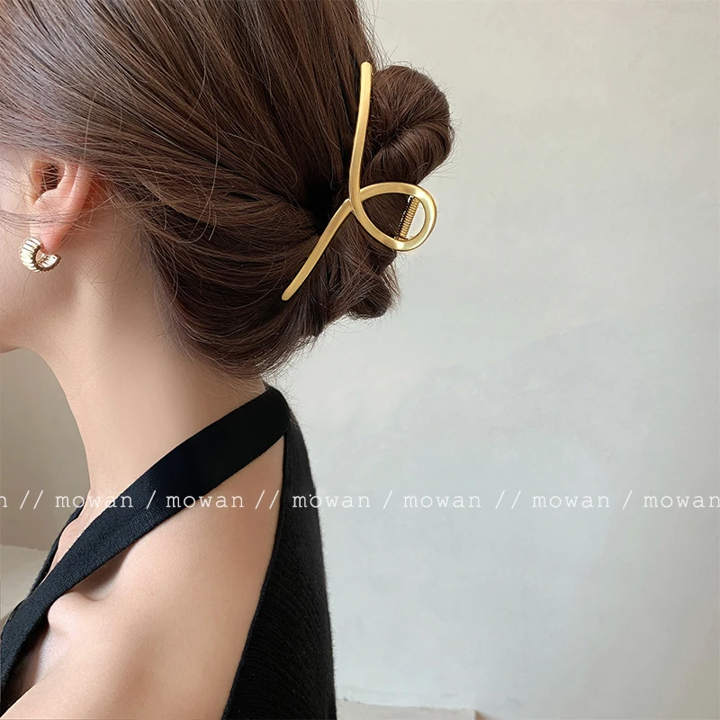 Retro Large Size Metal Hair Clip Stylish Hair Accessories Women's Shark Clamp Hair Grips Headwear Elegant Hairpins