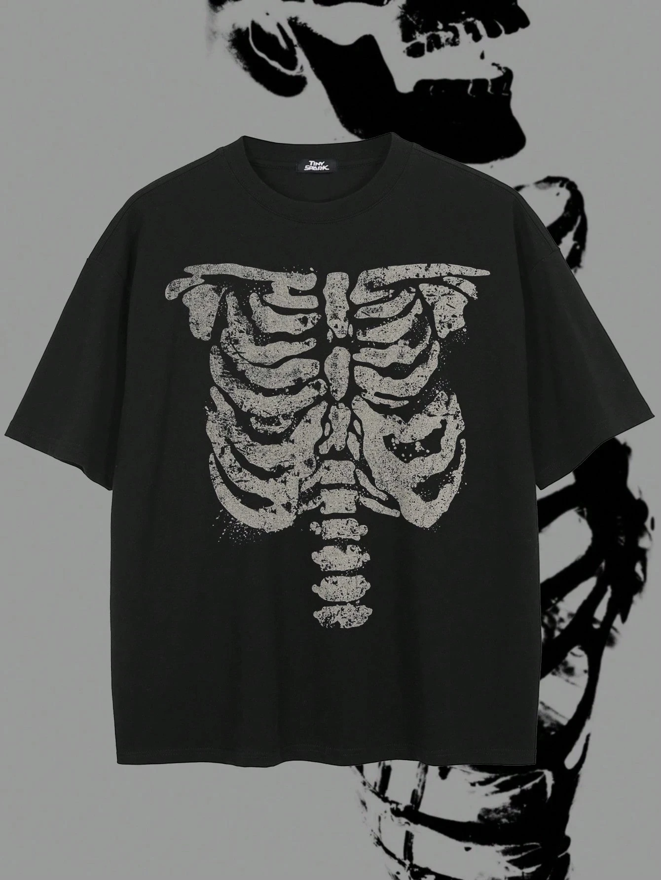 Grunge Retro Bone Chest Skeleton Graphic Tee Loose Fit Goth Punk Unisex Daily Street Fashion Shirt