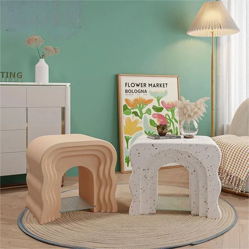 'Modern creative wavy design coffee table resin material living room sofa side table