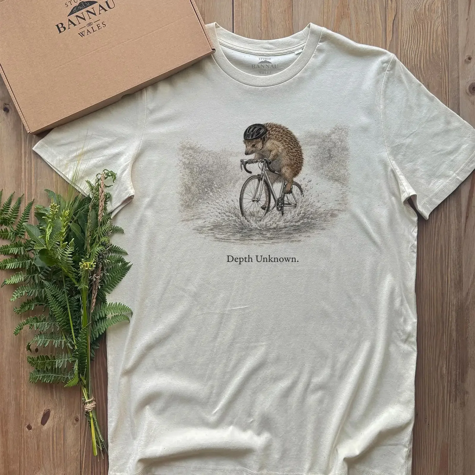 Hedgehog Cycling T Shirt Funny Rainy Bike for Cyclists Depth Unknown vintage Washed homme Stylish fashion Versatile Soft