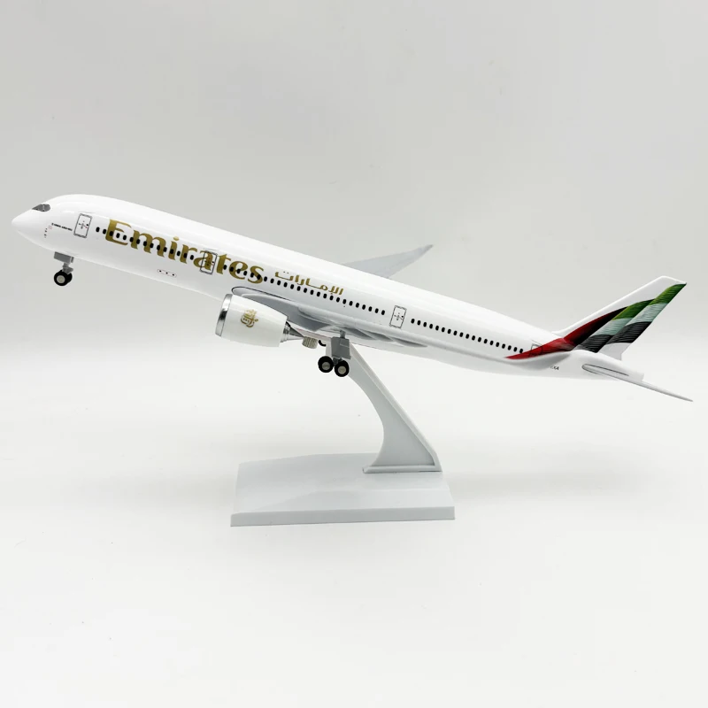 1/250 Scale Airplanes 30cm A350 Emirates Airways Resin Plane Model Diecast With Display Base For Aviation Gifts Desk Accessories