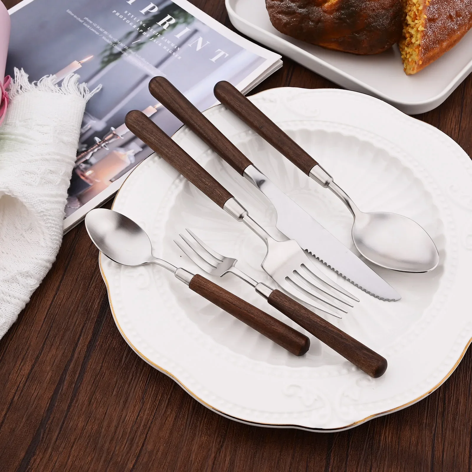 304 Stainless Steel Cutlery Set with Wooden Handles 4/5 Pcs Knife Fork Spoon Dinner Utensil Set for Home Restaurant Table Decor
