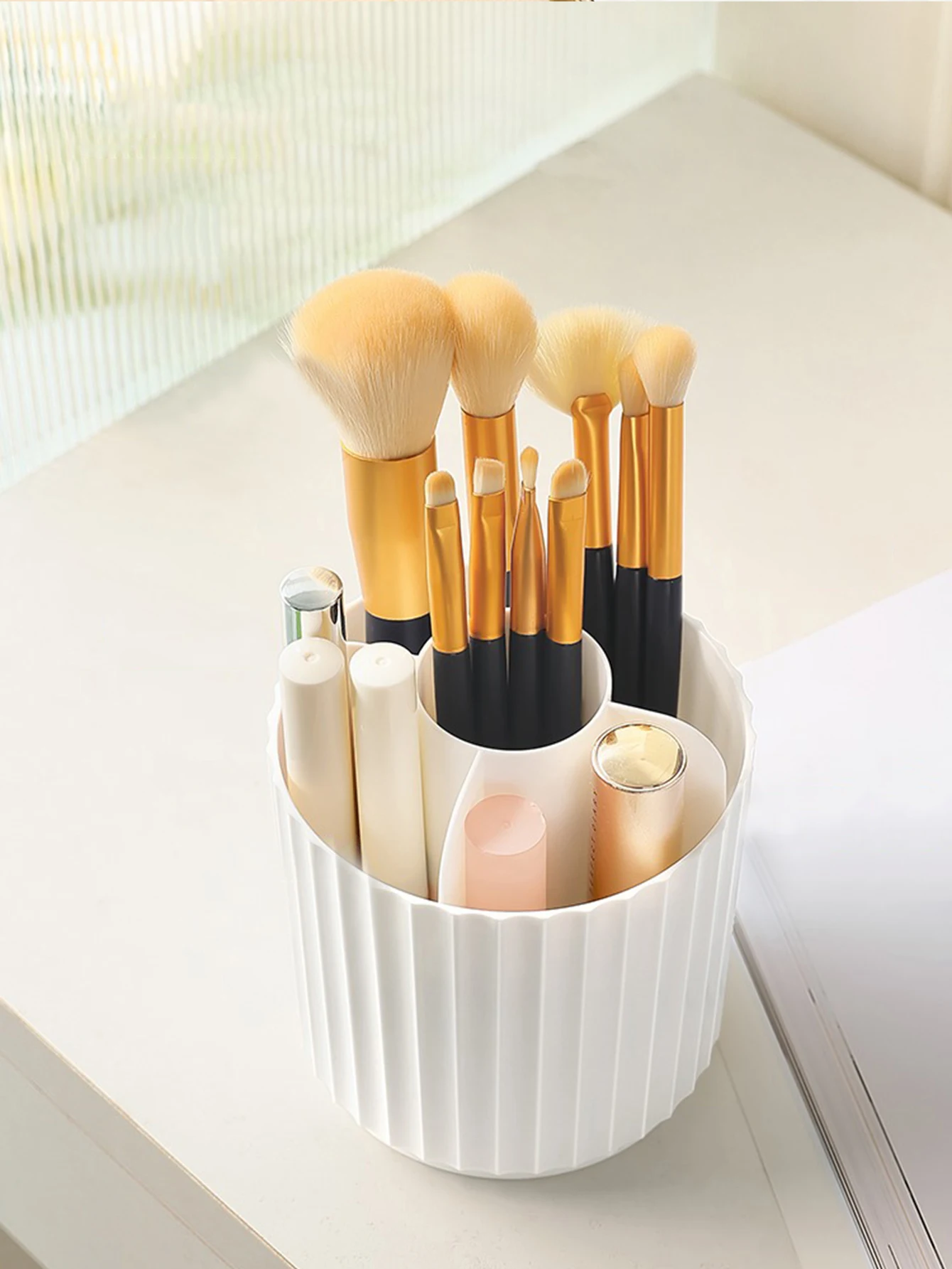 360 Rotating Clear Makeup Brush Organizer Transparent Desktop Cosmetics Storage Box Bathroom Storage Bucket  Student Pen Holder