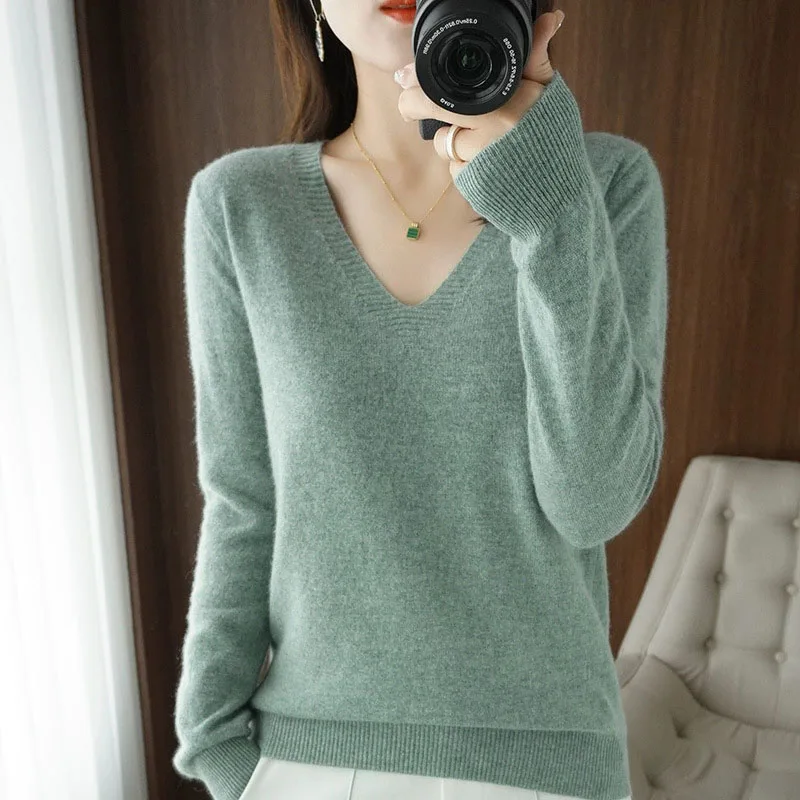 Autumn Winter V-neck Knitted Sweaters Woman Solid Color Casual Long Sleeve Knit Jumper Women Basic Bottoming Sweater Pullover