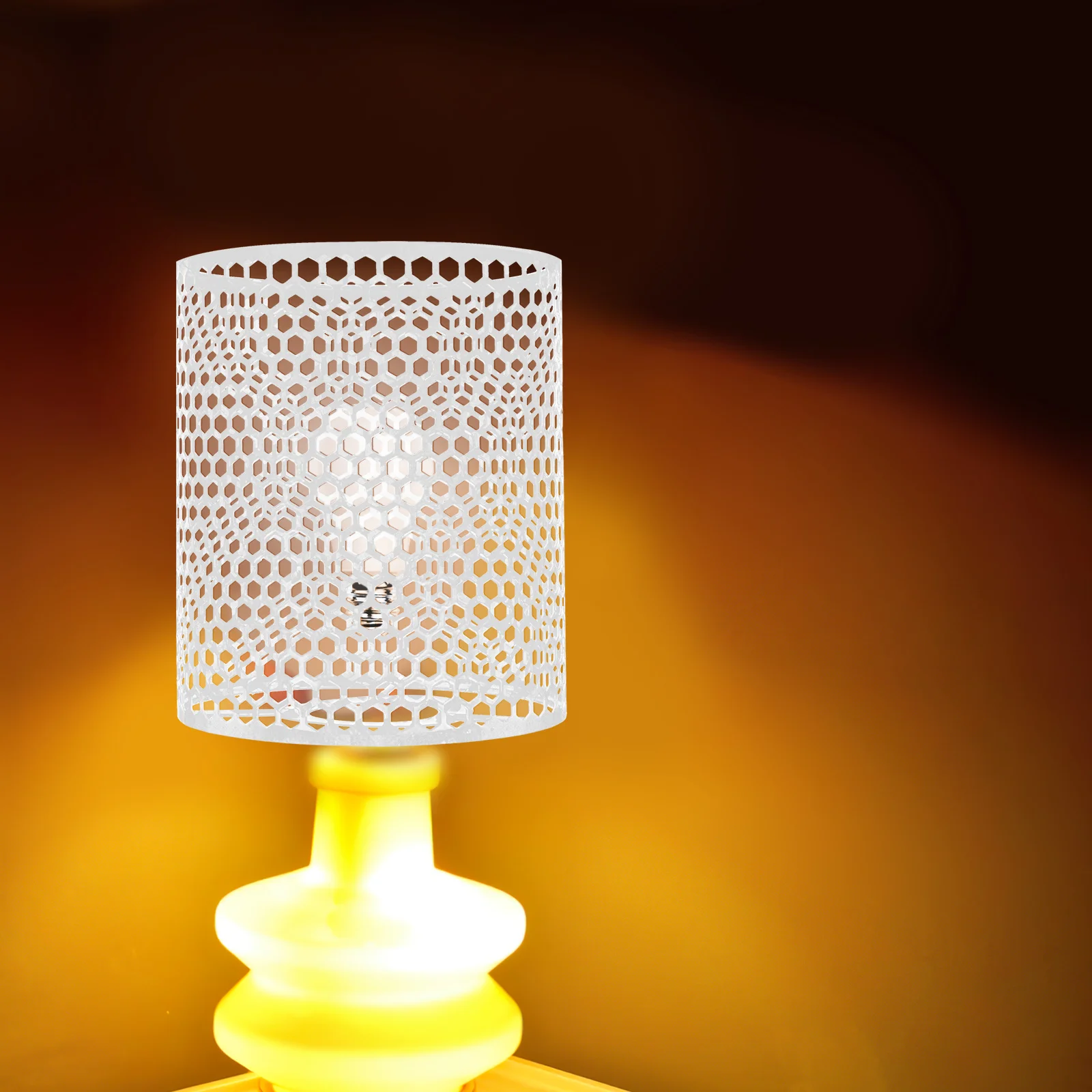 

Chandelier Lamp Shade Cover Iron Hollow Design Rustic Retro Style For Dining Room Kitchen Bedroom Cafe Bar Club Light