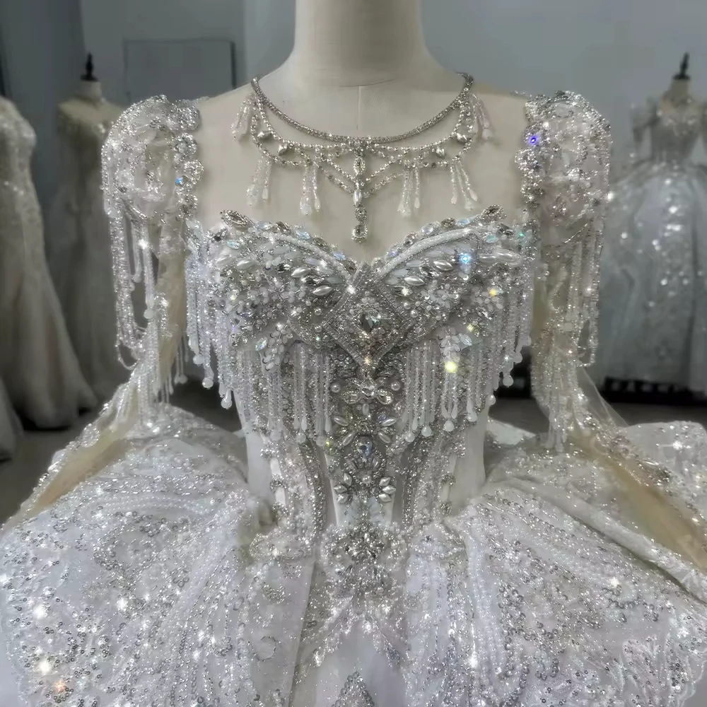

Свадебное платье с длинными рукавами, вырезом в форме сердца, шнуровкой, вырезом на спине, украшенное бисером и кристаллами, бальное платье, роскошное свадебное платье на заказ