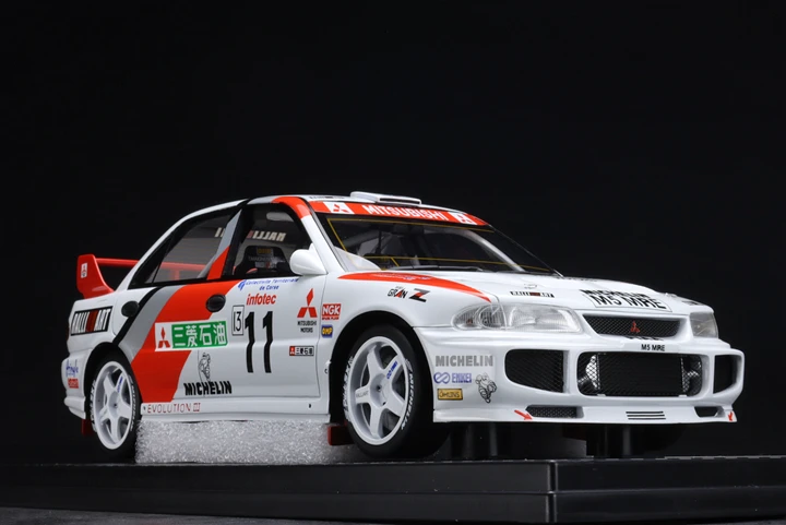 نموذج سيارة ثابت من الراتنج المعدني ذو طبعة محدودة من Onemodel 1:18 EVO III WRC RALLIART #11 هدية لعبة